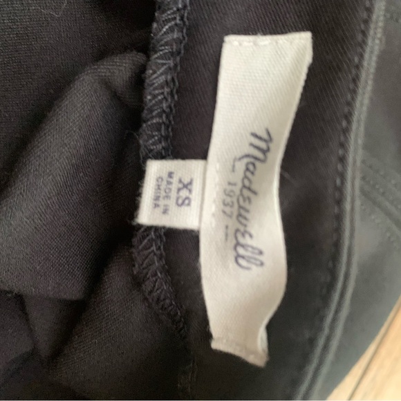 Madewell Silhouette Black Skirt Pleated Raw Hem Size Extra Small - Picture 8 of 14